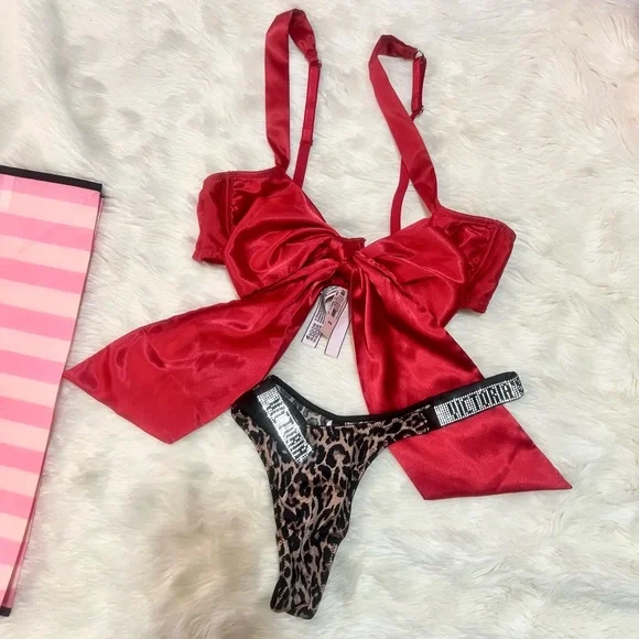 Victoria’s Secret Set